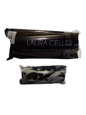 Laura Geller Retractable Kabuki Brush